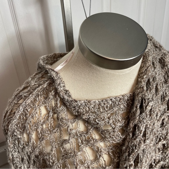 FREE PEOPLE Poncho Shawl - Picture 5 of 15